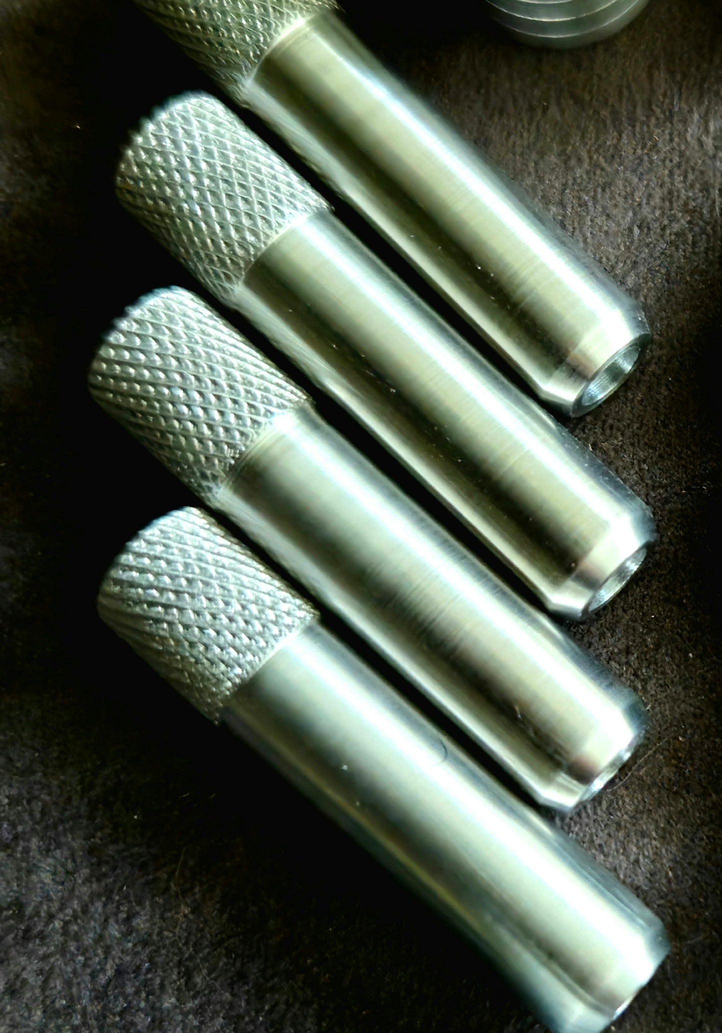 Mercedes w123, w124, w126, w201, w202, w210 Alüminyum Kapı Kilit Pimi Takımı