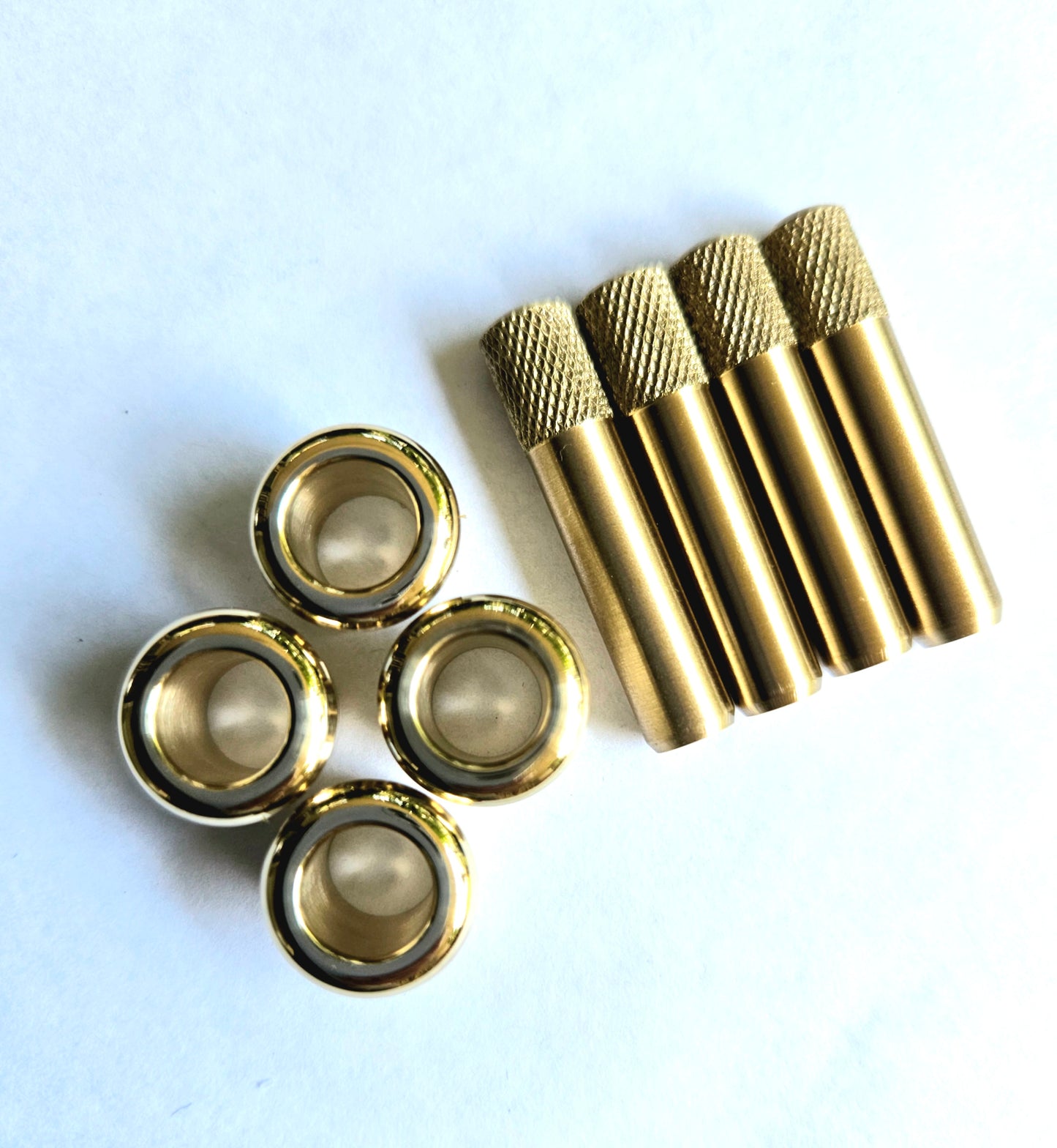 Mercedes pirinç kapı halkası + pim seti