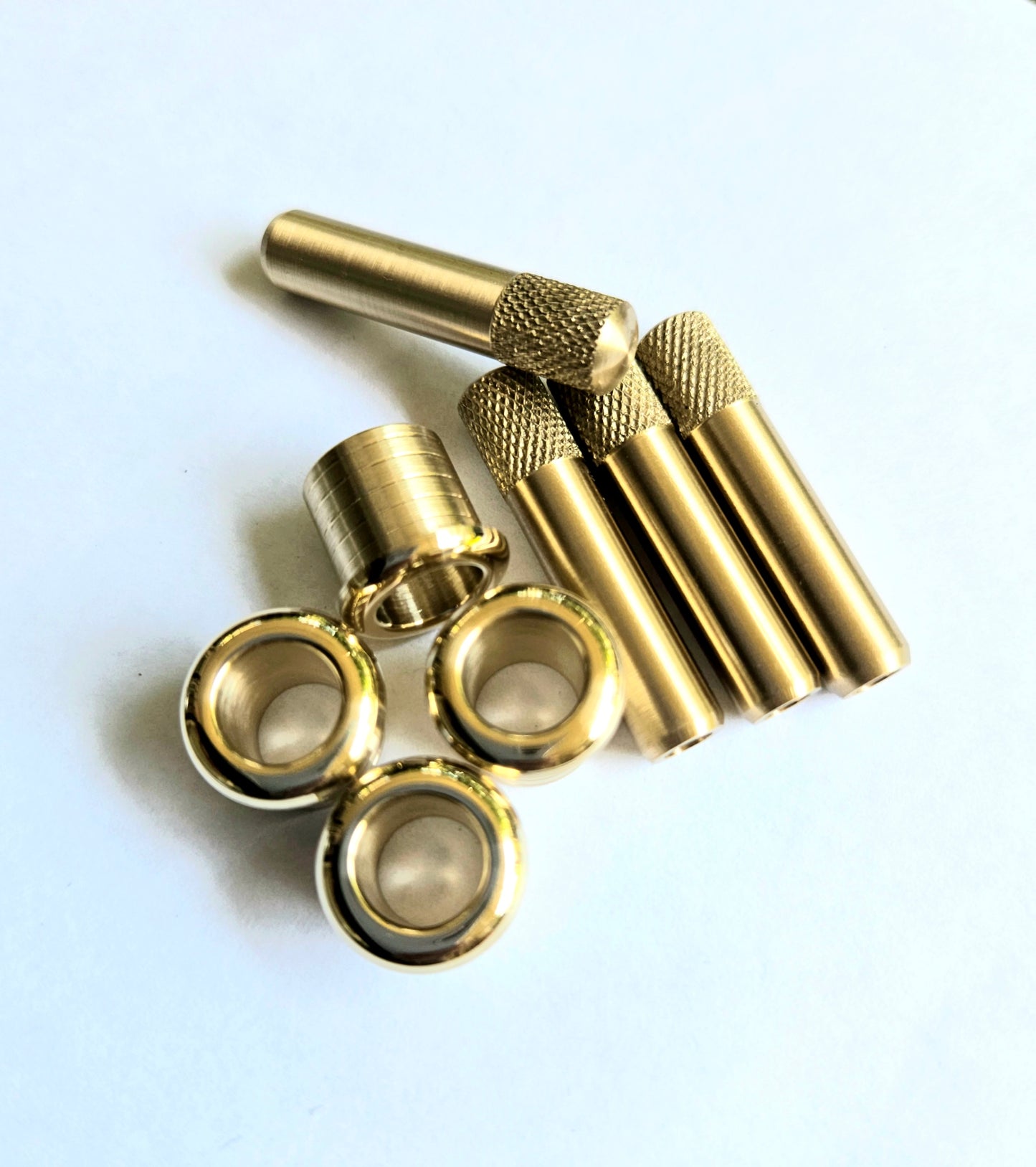 Mercedes pirinç kapı halkası + pim seti