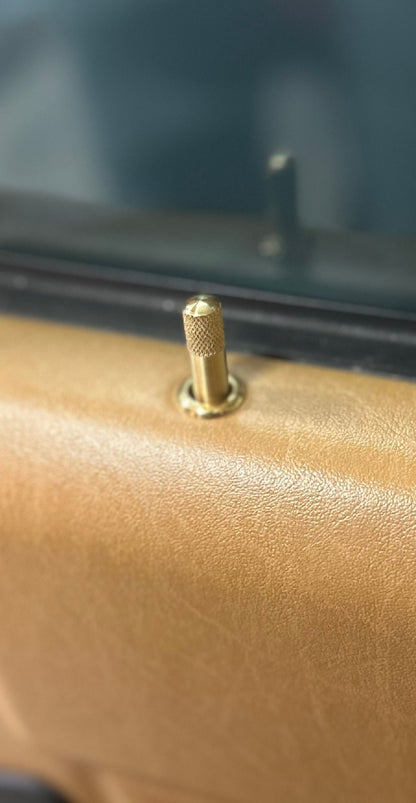 Mercedes pirinç kapı halkası + pim seti