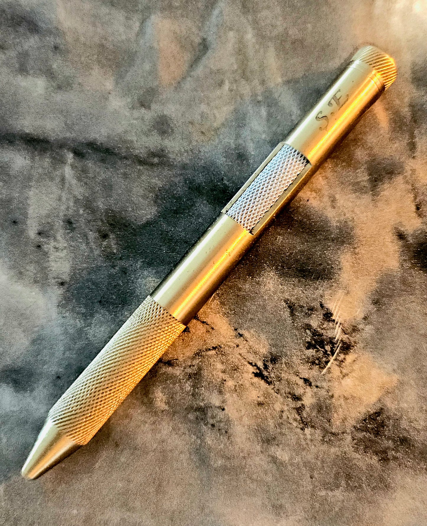 RADİN - Pirinç Gövde - Ballpoint Tükenmez Kalem