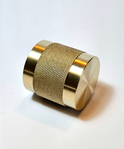 Vault - Masif Pirinç Saklama Objesi